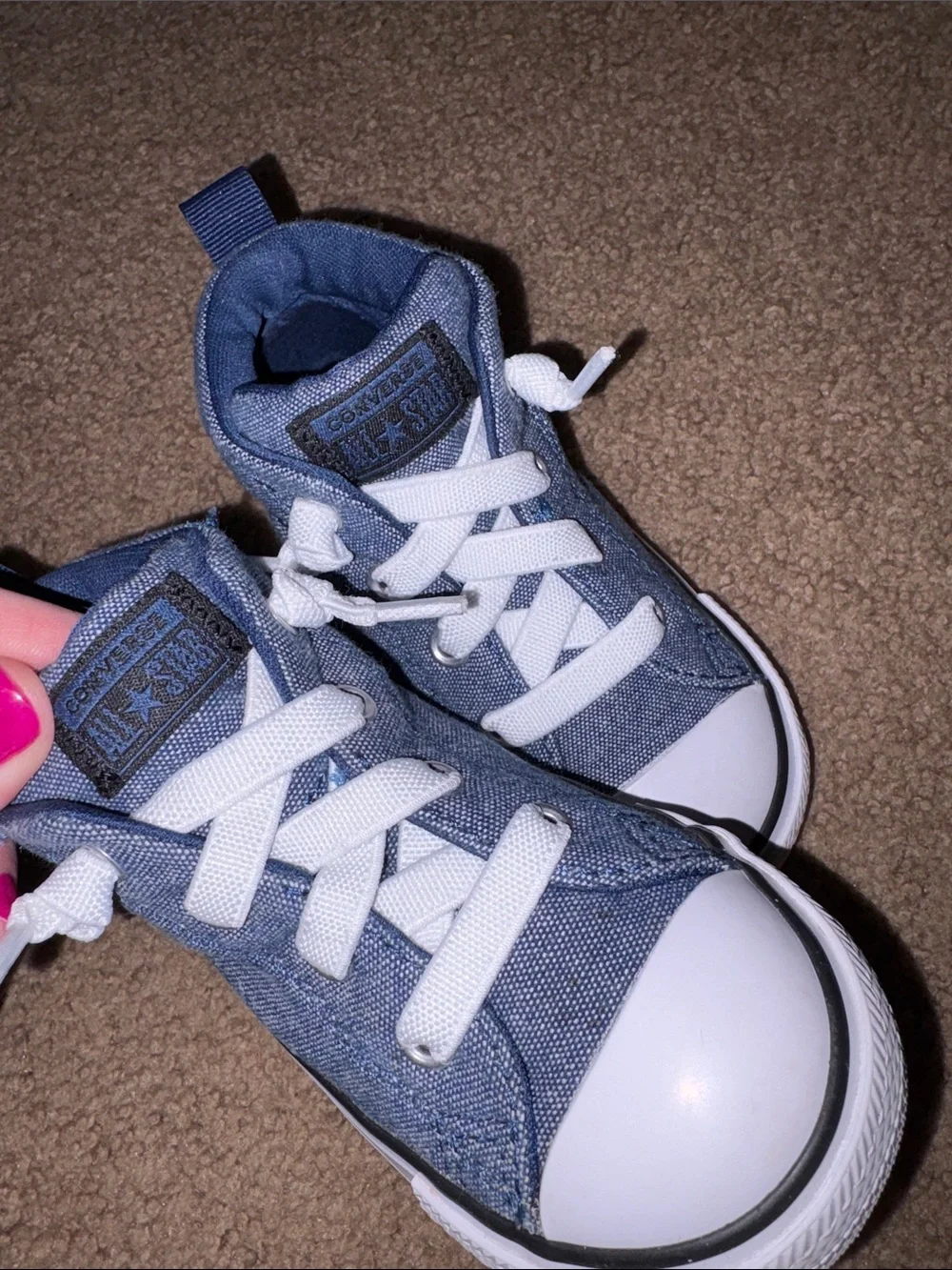 Converse toddler Kids Blue Canvas High-Top Sneakers with White Accents size 7